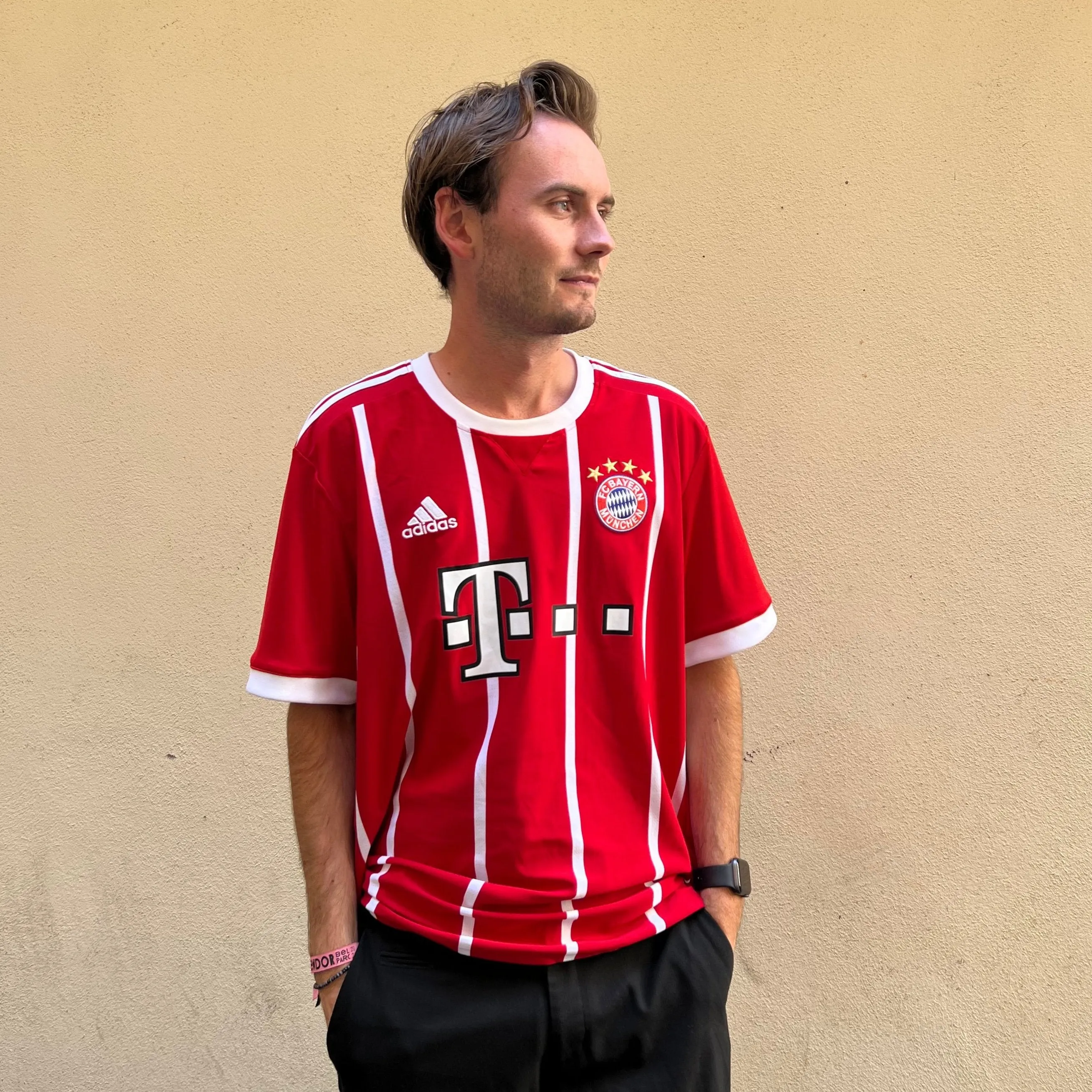 Adidas Bayern Munchen 2017/2018 #11 James Football Jersey